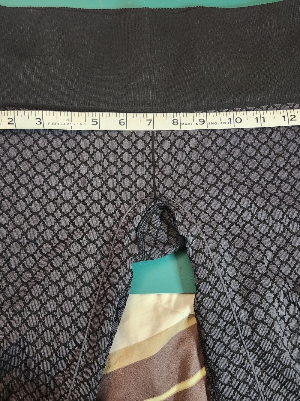 Lululemon In The Flow Crop II Leggings Sz 8 - Picture 4 of 4